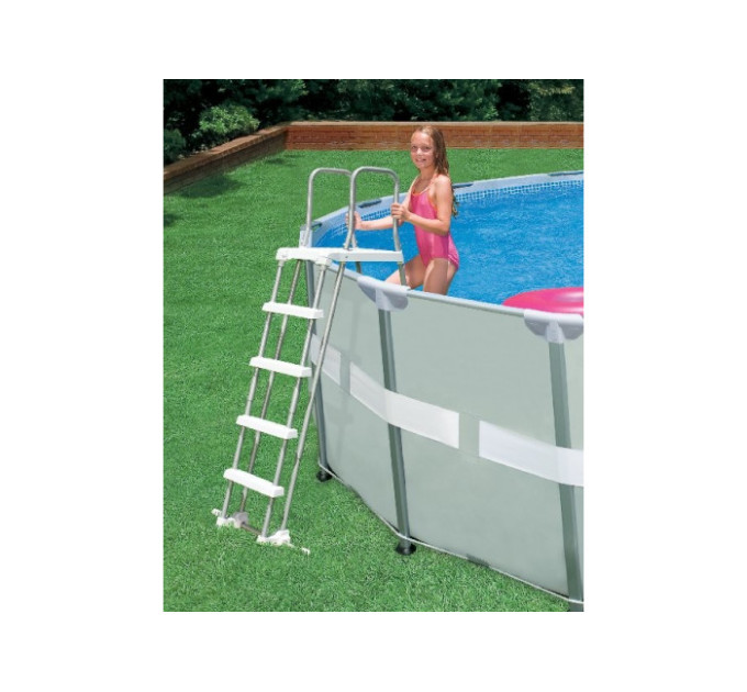 28074 Лестница для бассейнов до 132см, 4 ступеньки, с площадкой, с защитой