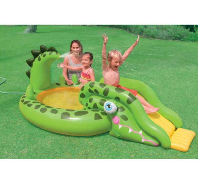 57132 Игровой центр 251х140х86см "Крокодил" с разбрызгивателем и горкой, от 3 лет