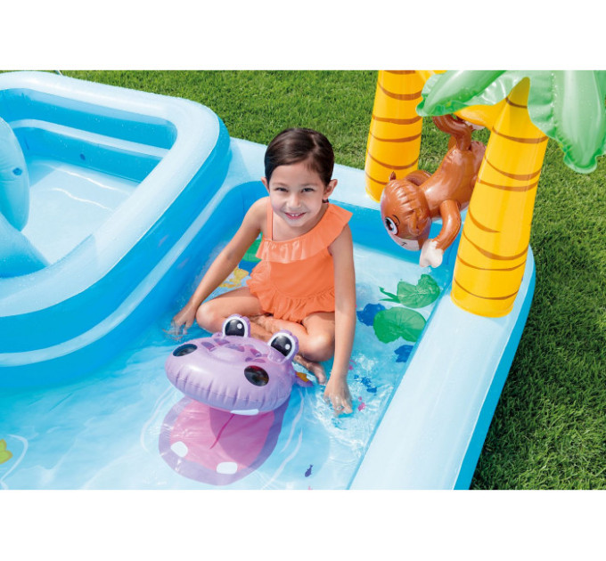 57161 Игровой центр 244х198х71см "Приключения в джунглях" с разбрыз, горк и игруш, 493л, до 81кг, от 2 лет